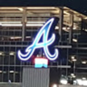 Meet your Posher, Aura